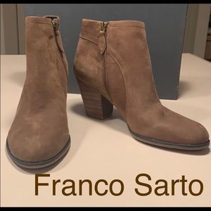 NEW Chocolate Brown Leather Zip Ankle Booties